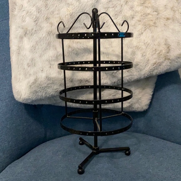 NWOT Earring and Bracelet/Necklace Holder